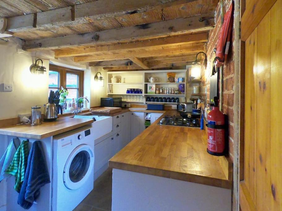 Rose Cottage, 2 Bedroom With Character, Near Southwold Holiday home *